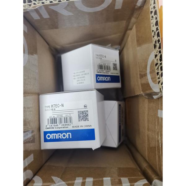 OMRON歐姆龍自由電源型光電傳感器反射板E3JK-R□11